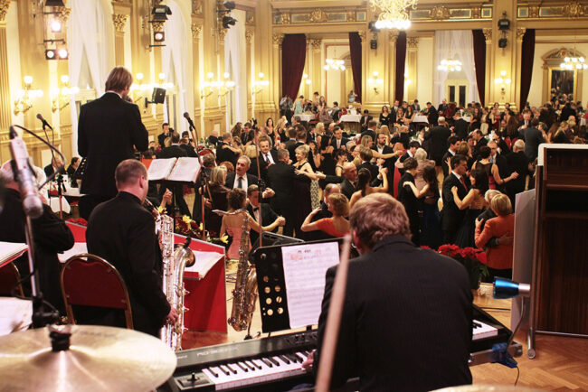 Metroklub Big Band - Národní dům na Vinohradech